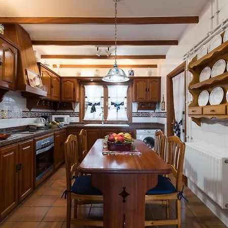 Teresita High Views With Private Pool Villa