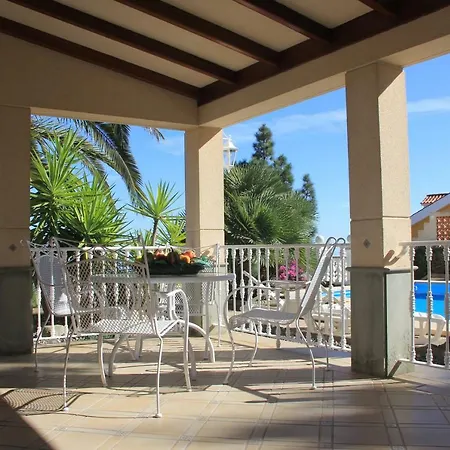 Teresita High Views With Private Pool Villa