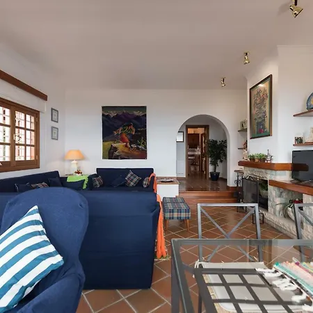 Teresita High Views With Private Pool *